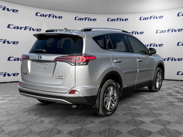 2017 Toyota RAV4 Hybrid XLE