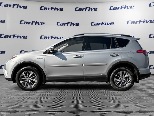 2017 Toyota RAV4 Hybrid XLE