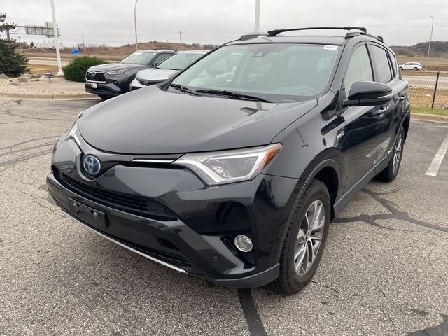 2017 Toyota RAV4 Hybrid XLE