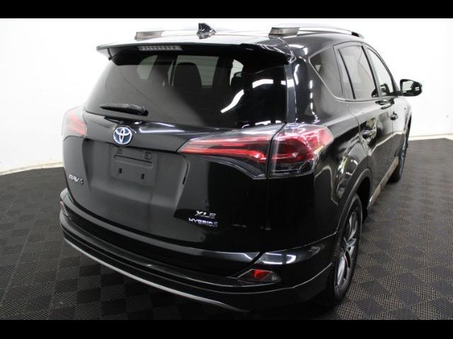 2017 Toyota RAV4 Hybrid XLE