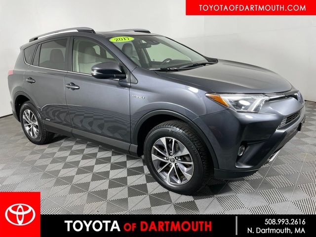 2017 Toyota RAV4 Hybrid XLE