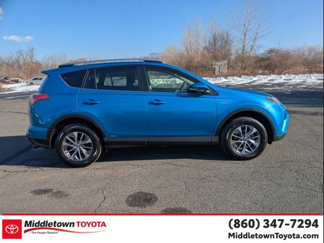 2017 Toyota RAV4 Hybrid XLE