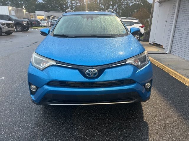 2017 Toyota RAV4 Hybrid XLE