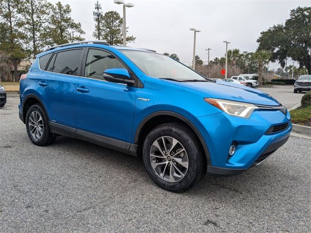 2017 Toyota RAV4 Hybrid XLE