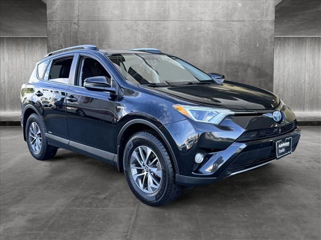 2017 Toyota RAV4 Hybrid XLE