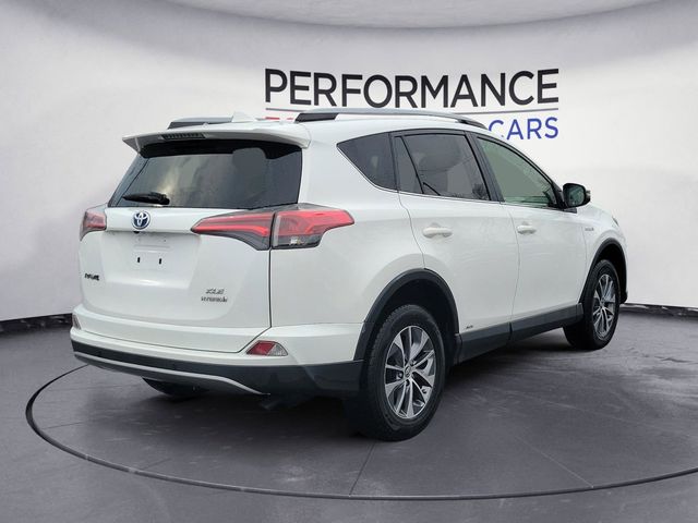 2017 Toyota RAV4 Hybrid XLE