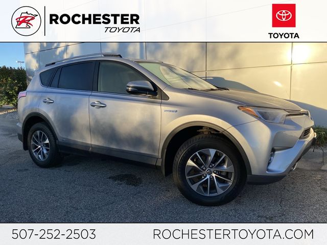 2017 Toyota RAV4 Hybrid XLE