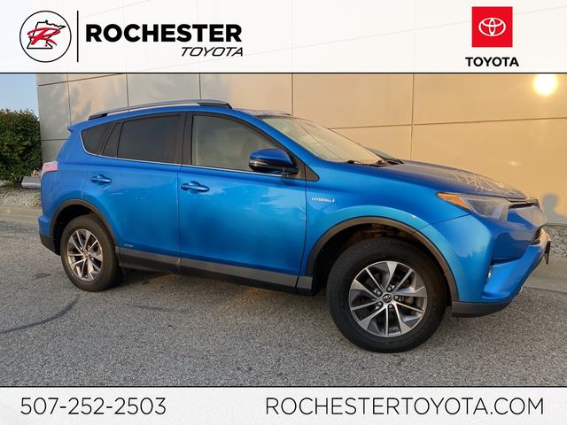 2017 Toyota RAV4 Hybrid XLE