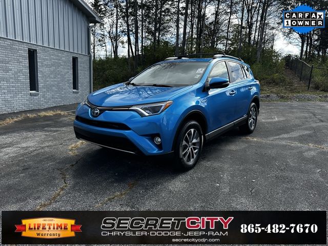 2017 Toyota RAV4 Hybrid XLE