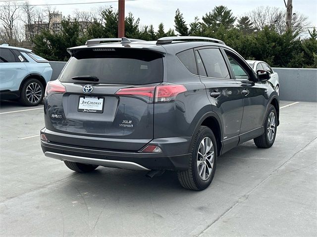 2017 Toyota RAV4 Hybrid XLE