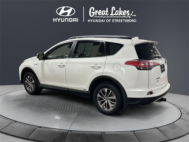 2017 Toyota RAV4 Hybrid XLE