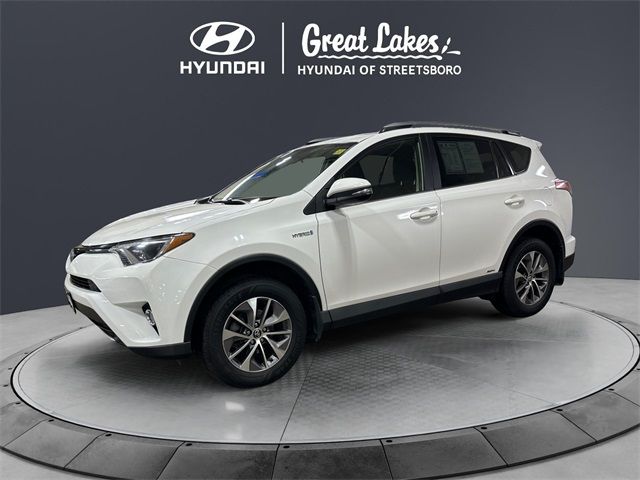 2017 Toyota RAV4 Hybrid XLE