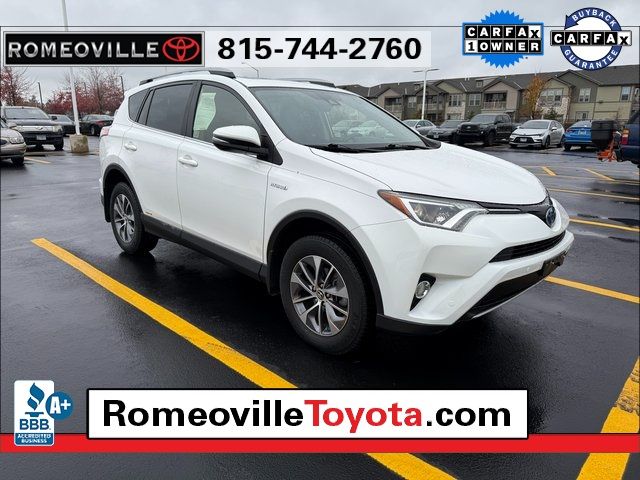 2017 Toyota RAV4 Hybrid XLE