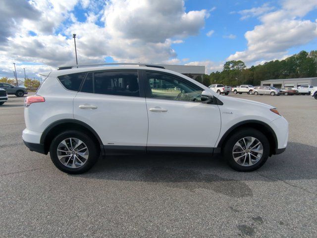 2017 Toyota RAV4 Hybrid XLE