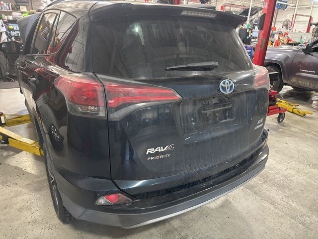 2017 Toyota RAV4 Hybrid XLE