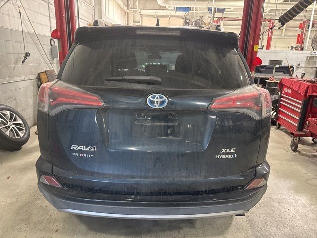 2017 Toyota RAV4 Hybrid XLE