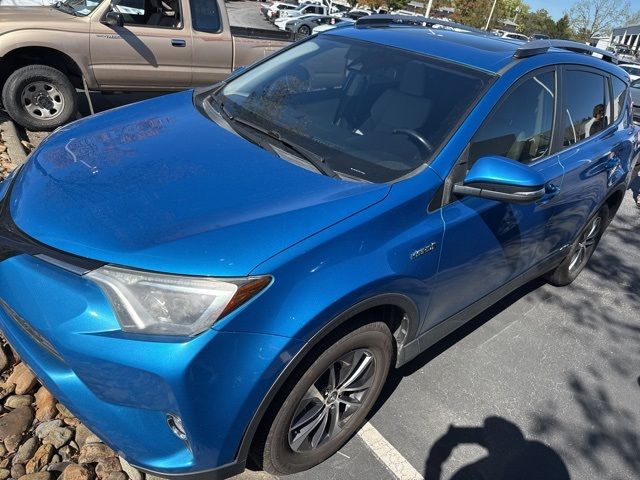 2017 Toyota RAV4 Hybrid XLE