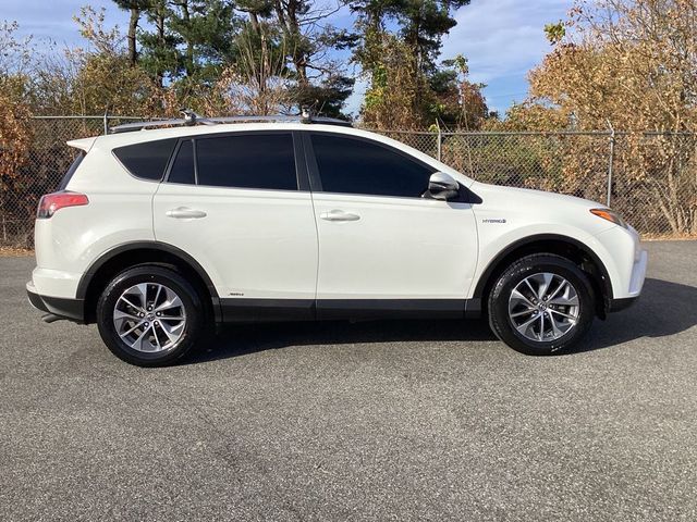 2017 Toyota RAV4 Hybrid XLE