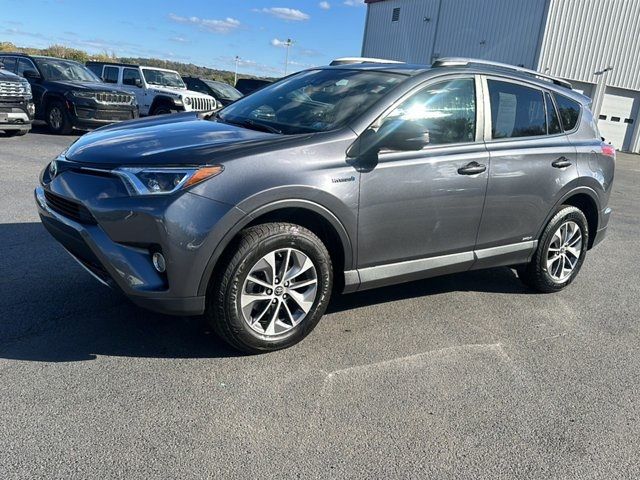 2017 Toyota RAV4 Hybrid XLE