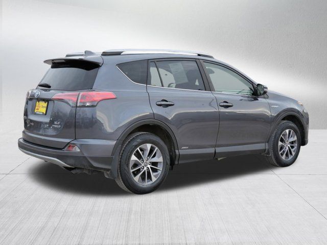 2017 Toyota RAV4 Hybrid XLE