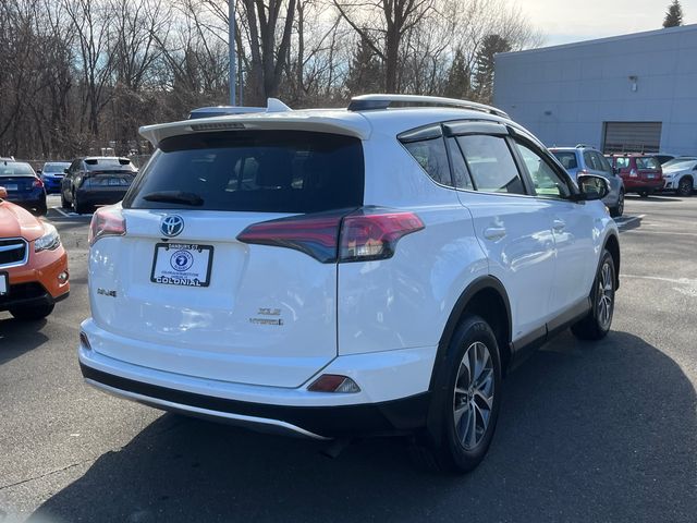 2017 Toyota RAV4 Hybrid XLE