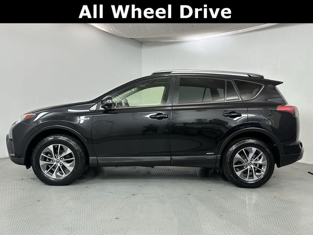 2017 Toyota RAV4 Hybrid XLE