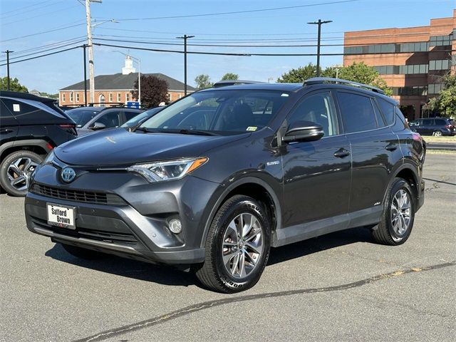 2017 Toyota RAV4 Hybrid XLE