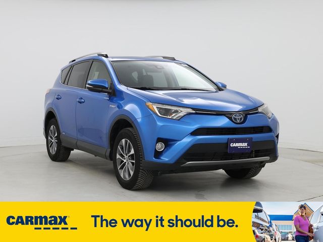 2017 Toyota RAV4 Hybrid XLE