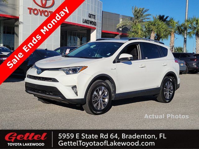 2017 Toyota RAV4 Hybrid XLE