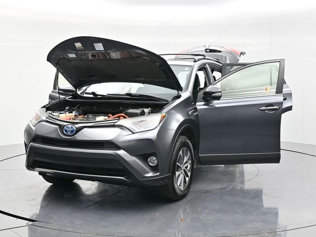 2017 Toyota RAV4 Hybrid XLE