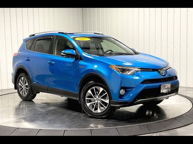 2017 Toyota RAV4 Hybrid XLE