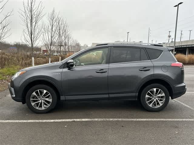 2017 Toyota RAV4 Hybrid XLE