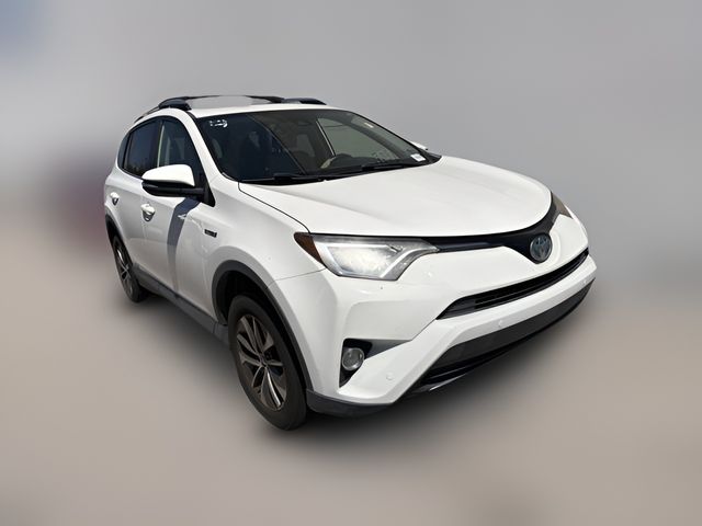 2017 Toyota RAV4 Hybrid XLE