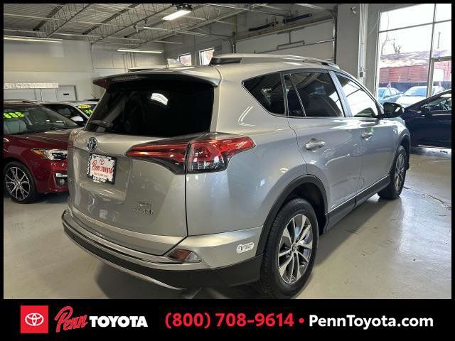 2017 Toyota RAV4 Hybrid XLE