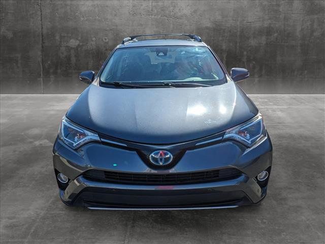 2017 Toyota RAV4 Hybrid XLE