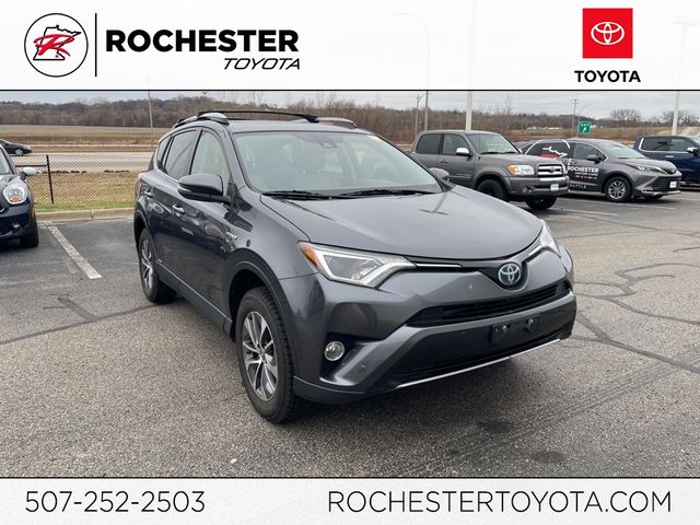 2017 Toyota RAV4 Hybrid XLE