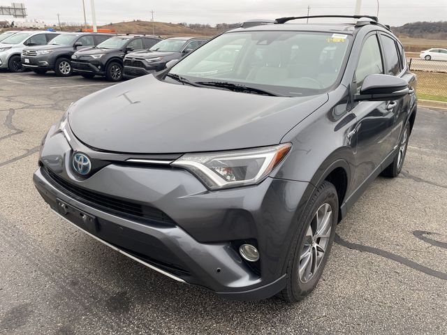 2017 Toyota RAV4 Hybrid XLE