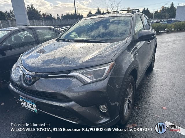 2017 Toyota RAV4 Hybrid XLE