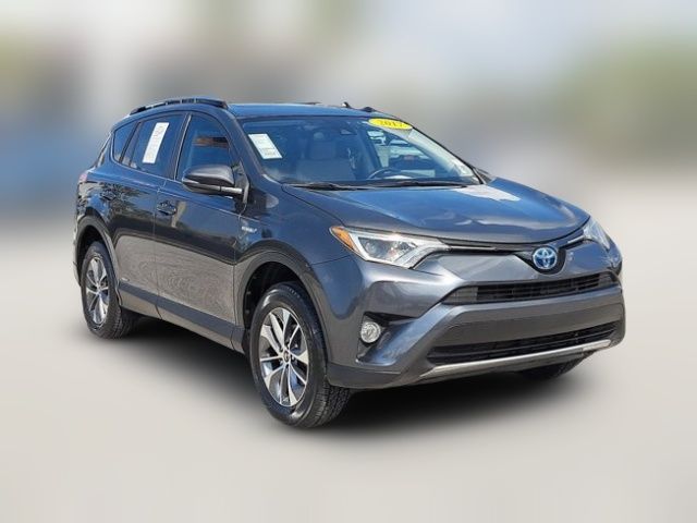 2017 Toyota RAV4 Hybrid XLE