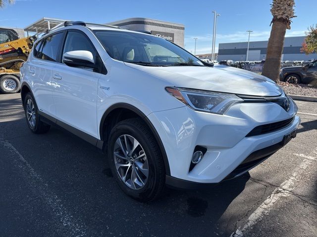 2017 Toyota RAV4 Hybrid XLE