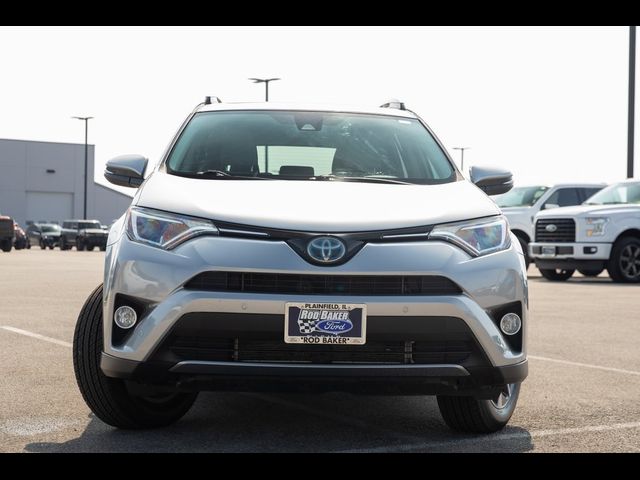 2017 Toyota RAV4 Hybrid XLE