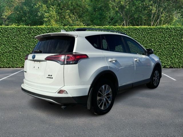 2017 Toyota RAV4 Hybrid XLE