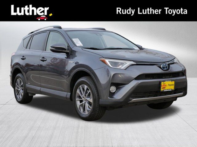 2017 Toyota RAV4 Hybrid XLE