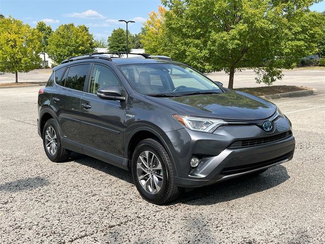 2017 Toyota RAV4 Hybrid XLE