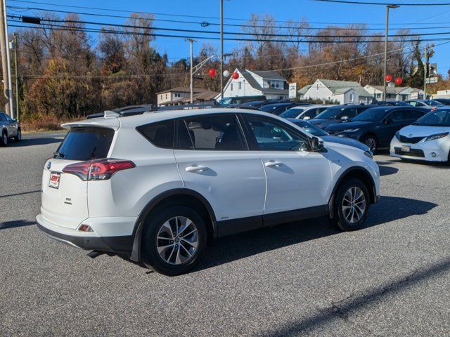 2017 Toyota RAV4 Hybrid XLE