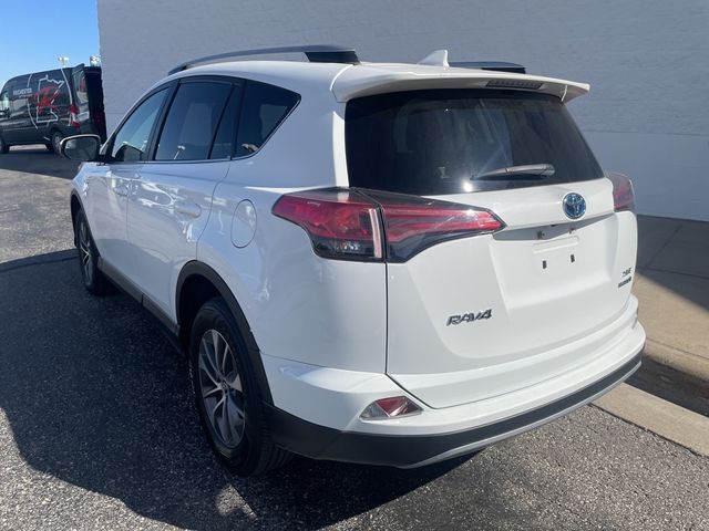 2017 Toyota RAV4 Hybrid XLE