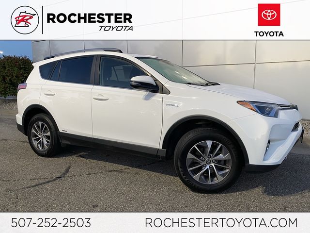 2017 Toyota RAV4 Hybrid XLE