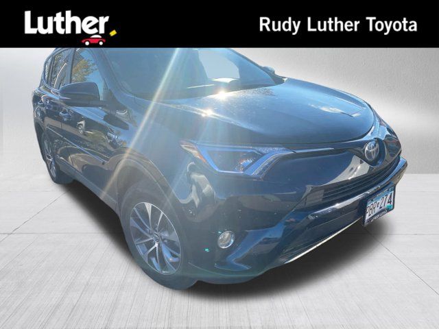 2017 Toyota RAV4 Hybrid XLE