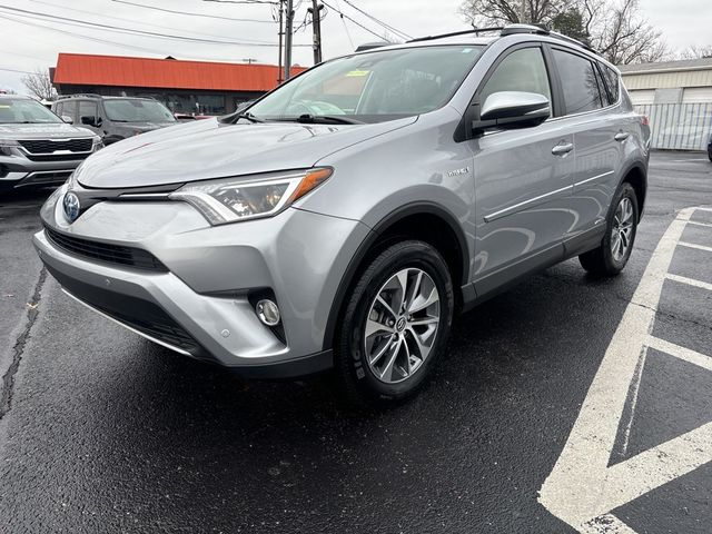 2017 Toyota RAV4 Hybrid XLE