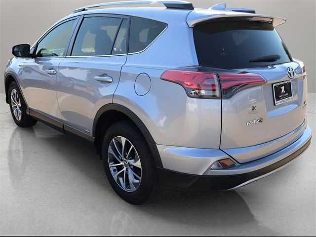 2017 Toyota RAV4 Hybrid XLE